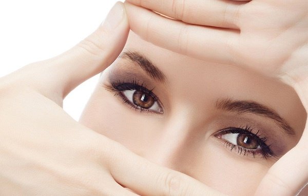 tăng cường sức khỏe tổng thể của mắt.